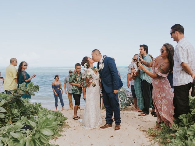 Kamalani and Derek&apos;s Wedding in Honolulu, Hawaii 20