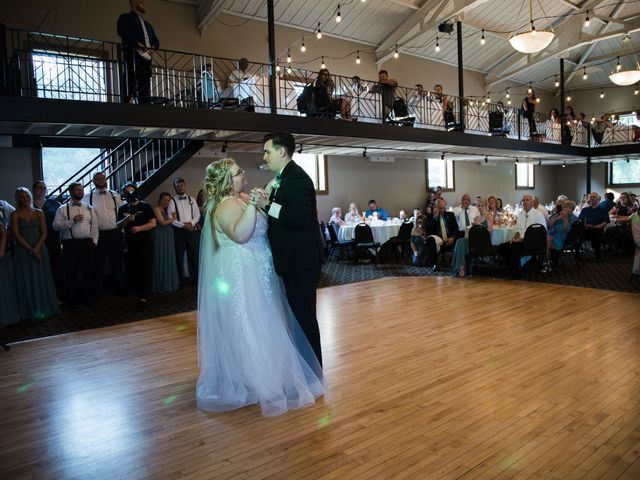 Elizabeth and Jake&apos;s Wedding in Grand Rapids, Ohio 15