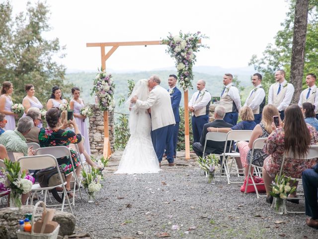 Derek and Summer&apos;s Wedding in Hico, West Virginia 4