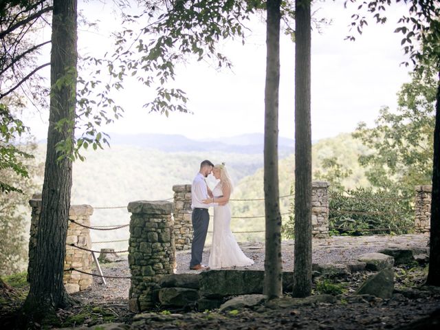 Derek and Summer&apos;s Wedding in Hico, West Virginia 14