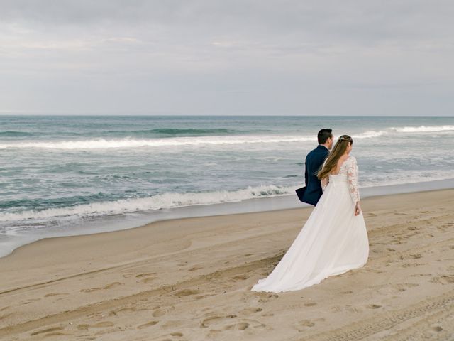 Stephanie and Zack&apos;s Wedding in Kill Devil Hills, North Carolina 5