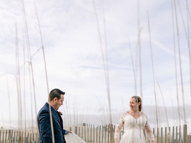 Stephanie and Zack&apos;s Wedding in Kill Devil Hills, North Carolina 10