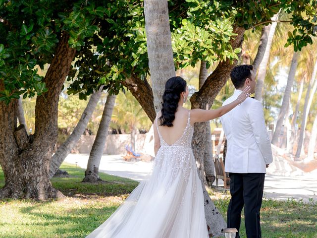 Francis and Julie&apos;s Wedding in Islamorada, Florida 65