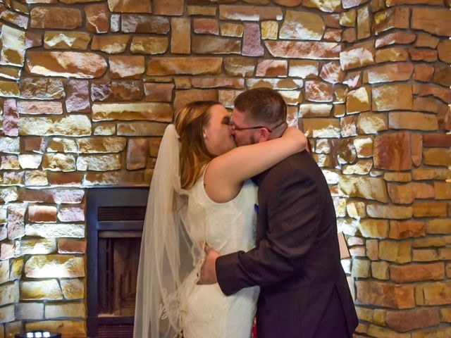 Kyle McGann and Jessica McGann&apos;s Wedding in Evansville, Indiana 3