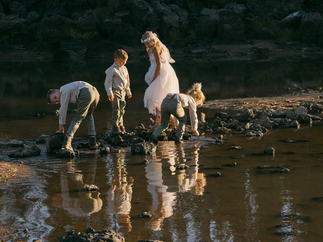 Chandler and Jennae&apos;s Wedding in Bend, Oregon 35