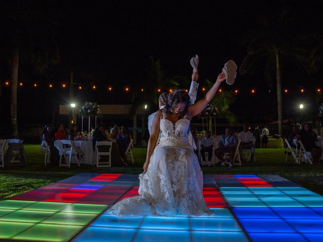 Matt and Shantel&apos;s Wedding in Playa del Carmen, Mexico 3