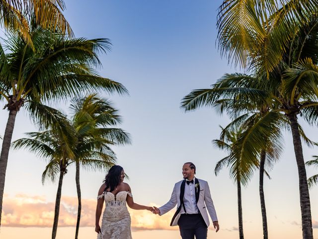 Matt and Shantel&apos;s Wedding in Playa del Carmen, Mexico 18