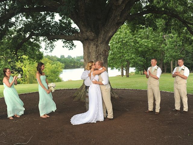 Will and Kaleena&apos;s Wedding in Lebanon, Missouri 23