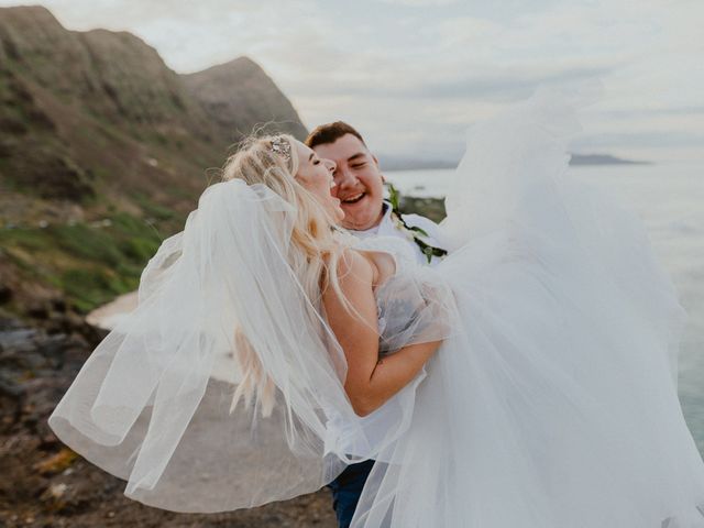 Eric and Taylor&apos;s Wedding in Honolulu, Hawaii 9