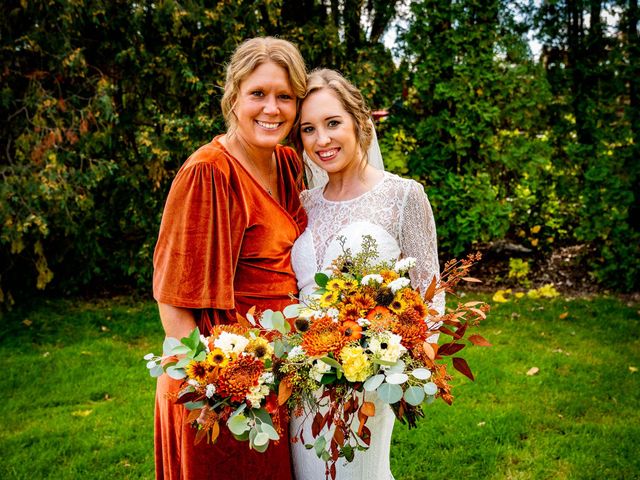 Stasha and Breadon&apos;s Wedding in Dodge Center, Minnesota 9