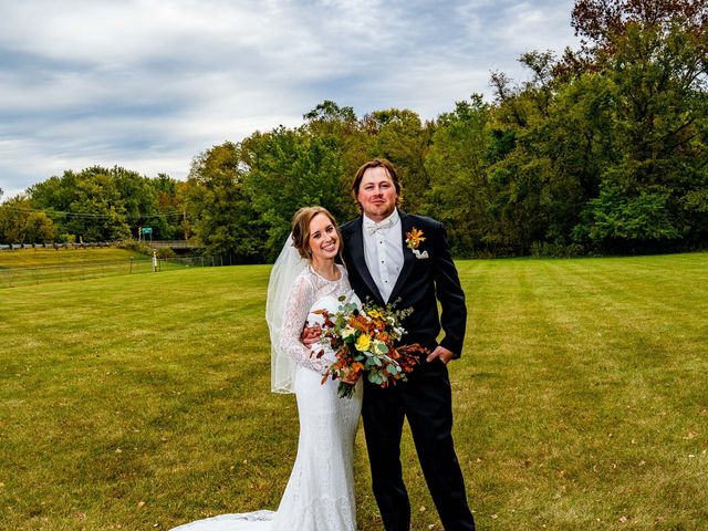 Stasha and Breadon&apos;s Wedding in Dodge Center, Minnesota 35