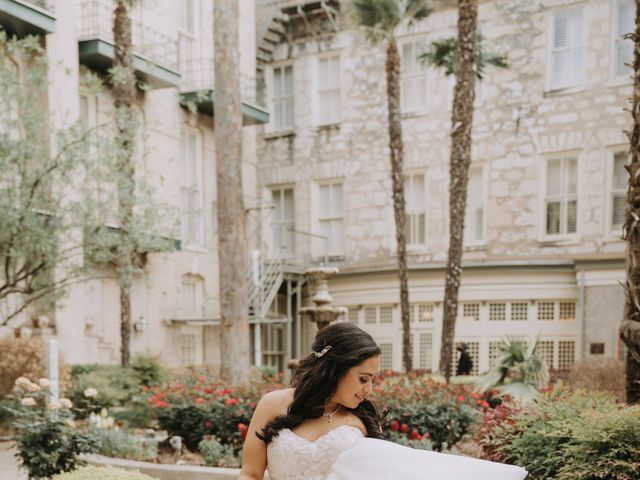 Natalie and Fabian&apos;s Wedding in San Antonio, Texas 12