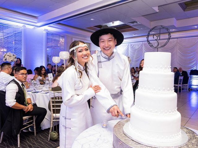 Enkhtuvshin Dorjpurev and Theresa Medina&apos;s Wedding in Streamwood, Illinois 33