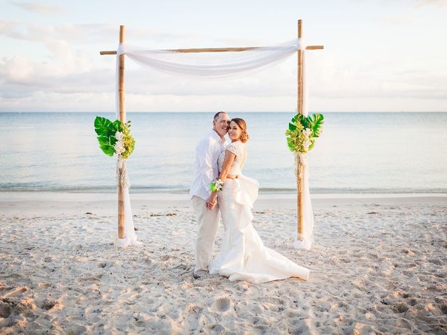 Chris and Shannon&apos;s Wedding in Key West, Florida 9