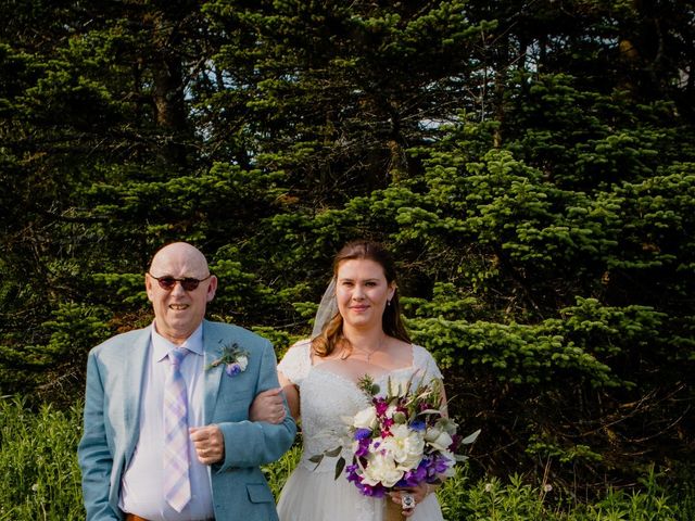 Daniel and Stephanie&apos;s Wedding in North Adams, Massachusetts 16