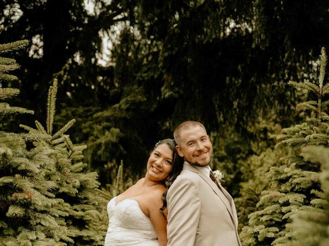 Ian and Chelsie&apos;s Wedding in Issaquah, Washington 13
