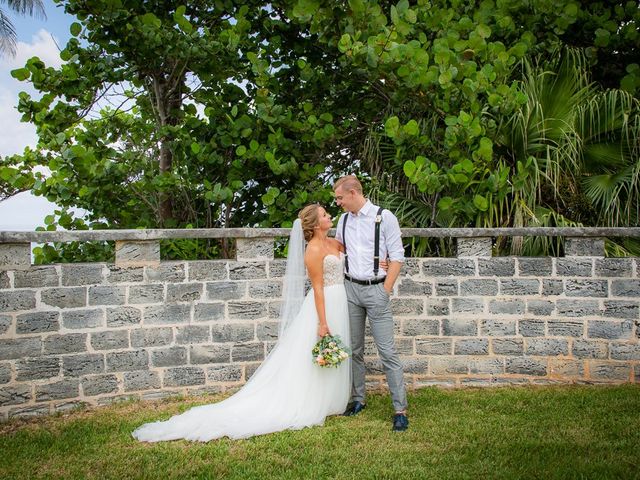 Brendan and Caitlin&apos;s Wedding in Hamilton, Bermuda 7