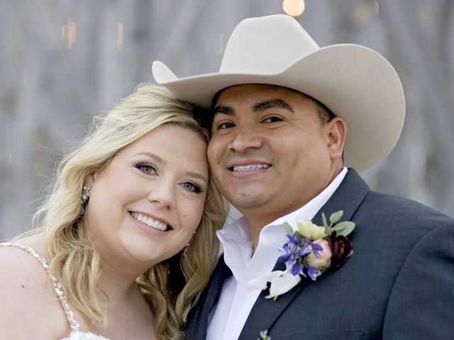 Cirilo and Sarah&apos;s Wedding in Thrall, Texas 32