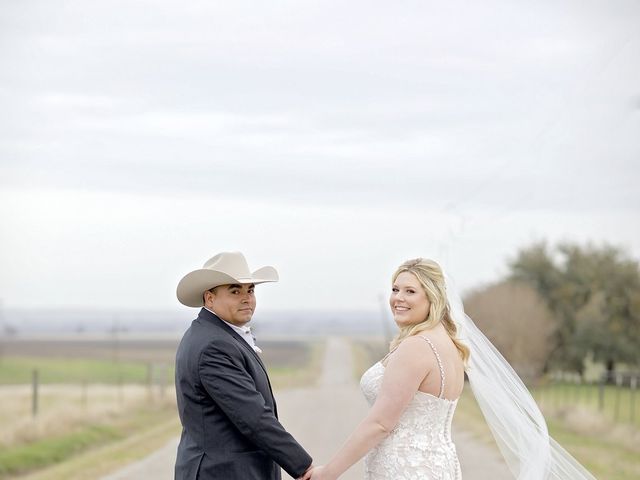 Cirilo and Sarah&apos;s Wedding in Thrall, Texas 31
