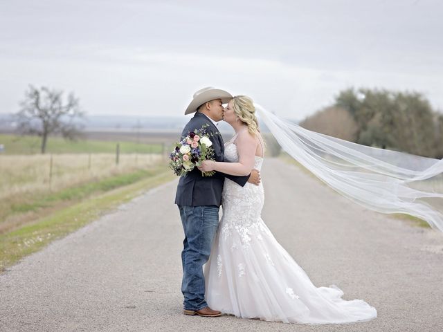Cirilo and Sarah&apos;s Wedding in Thrall, Texas 29