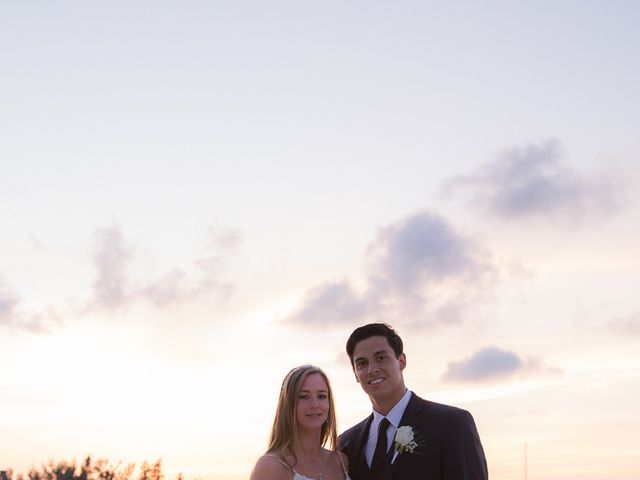 Paul and Kate&apos;s Wedding in Hamilton, Bermuda 12