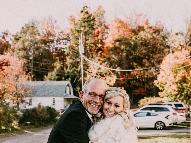 Dean and Olivia&apos;s Wedding in Harveys Lake, Pennsylvania 6