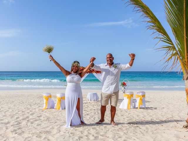 Rodrigo and Adriana&apos;s Wedding in Punta Cana, Dominican Republic 22