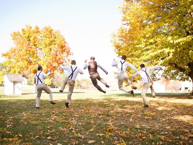 Callie and Aaron&apos;s Wedding in Rockford, Illinois 9