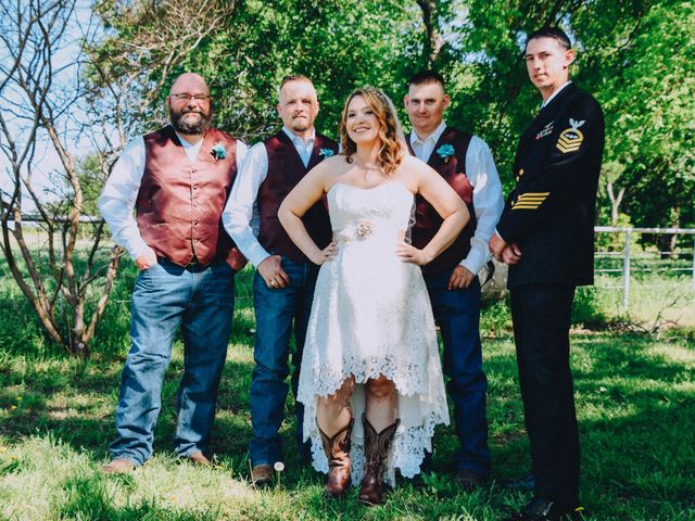 Katie and Phillip&apos;s Wedding in Decatur, Texas 11