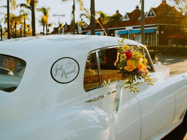 Stephen and Carrie&apos;s Wedding in Coronado, California 15