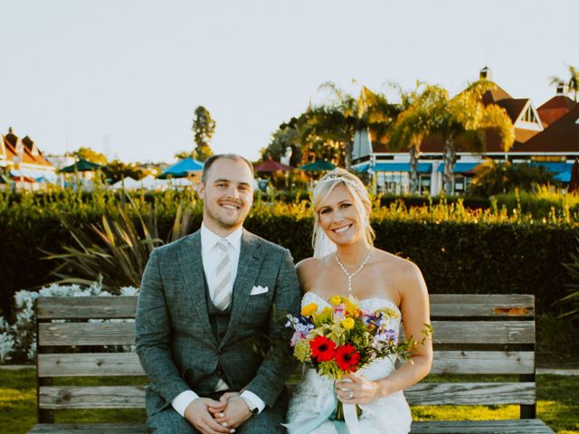 Stephen and Carrie&apos;s Wedding in Coronado, California 20