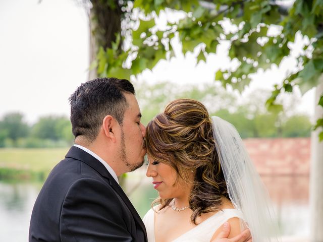 Leticia and Fidel&apos;s Wedding in Austin, Texas 45