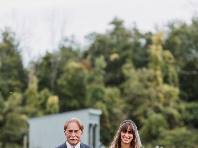 Alex and Kelly&apos;s Wedding in Saugerties, New York 25