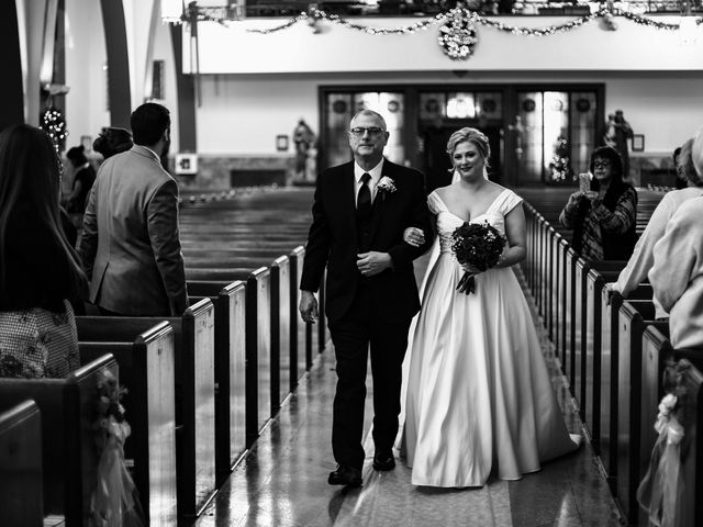 Dan and Julie&apos;s Wedding in Erie, Pennsylvania 4