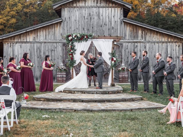 Cory and Brianna&apos;s Wedding in Monterey, Tennessee 4
