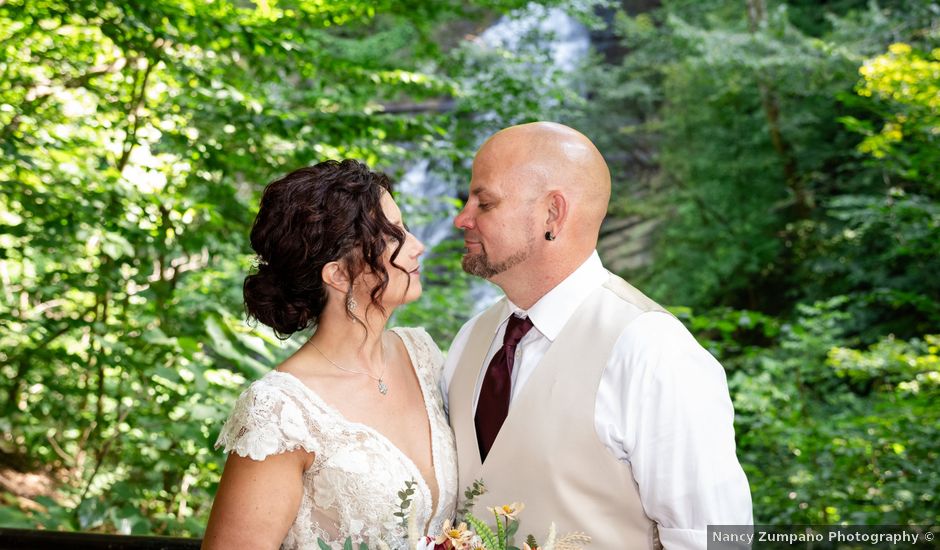 Stephanie and Dan's Wedding in Manlius, New York