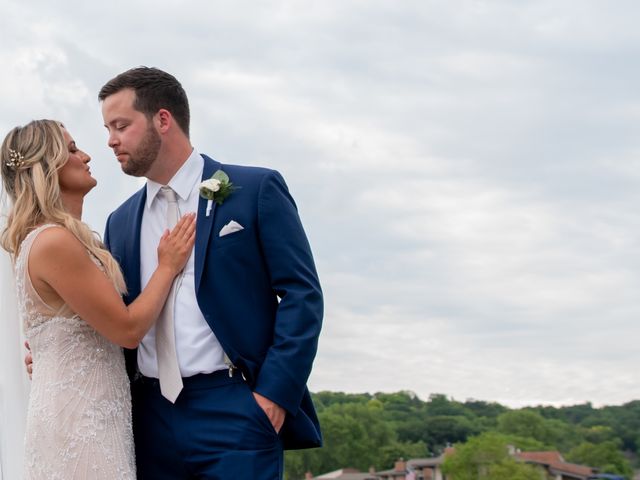 Abby and Tom&apos;s Wedding in Fontana, Wisconsin 7