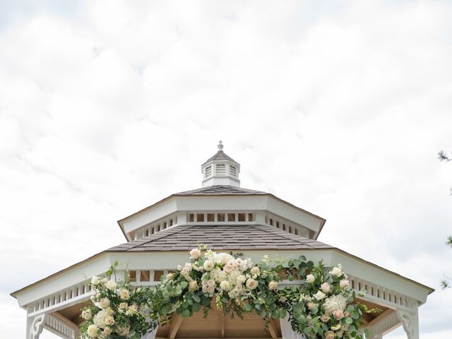 Abby and Tom&apos;s Wedding in Fontana, Wisconsin 9