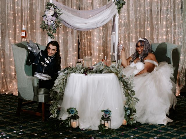 Damien and Sherr&apos;s Wedding in Milwaukee, Wisconsin 6