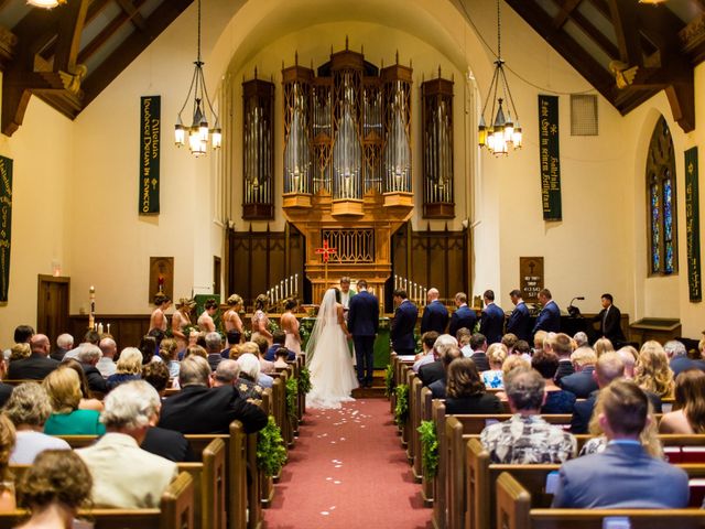 Quinn and Chantel&apos;s Wedding in Saint Paul, Minnesota 37