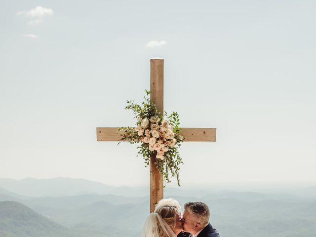 Anders and Rachel&apos;s Wedding in Pisgah Forest, North Carolina 25