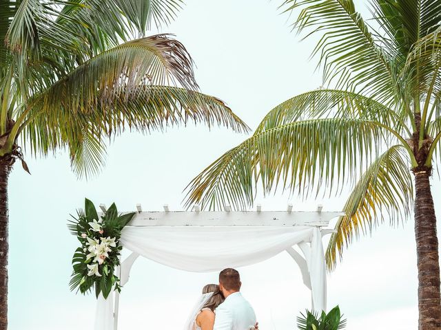 Colton and Bailee&apos;s Wedding in Key Largo, Florida 21