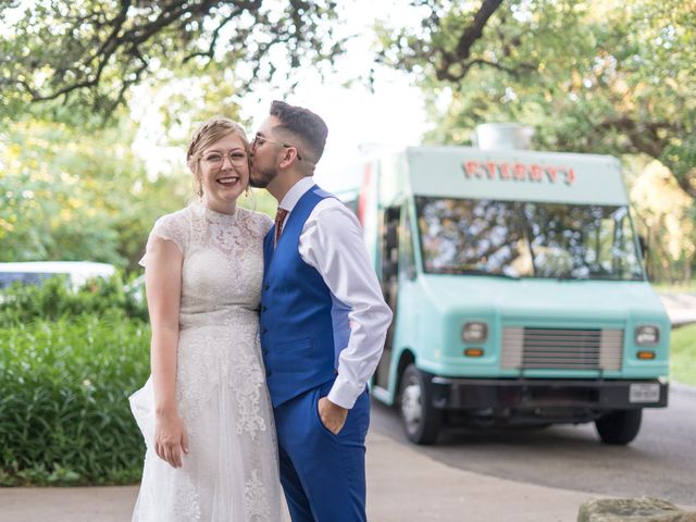 Kari and Henry&apos;s Wedding in Austin, Texas 20