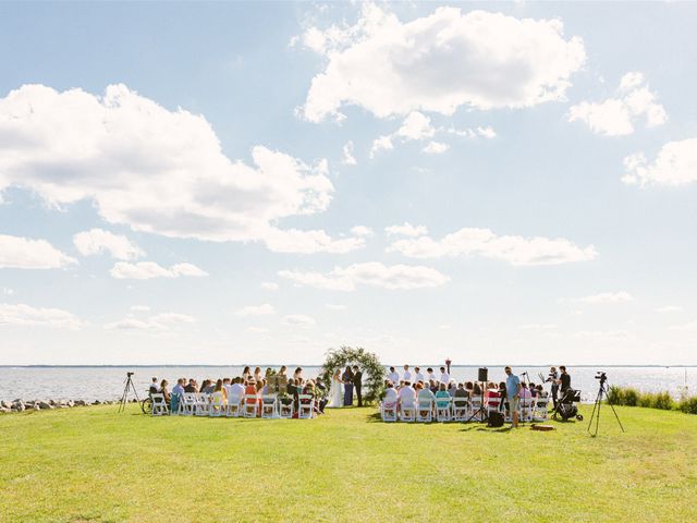 Tom and Meg&apos;s Wedding in Kill Devil Hills, North Carolina 75