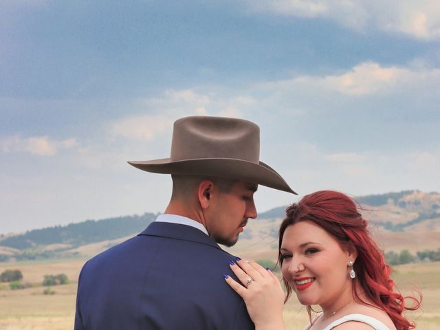 Devin and Jaramie&apos;s Wedding in Spearfish, South Dakota 14