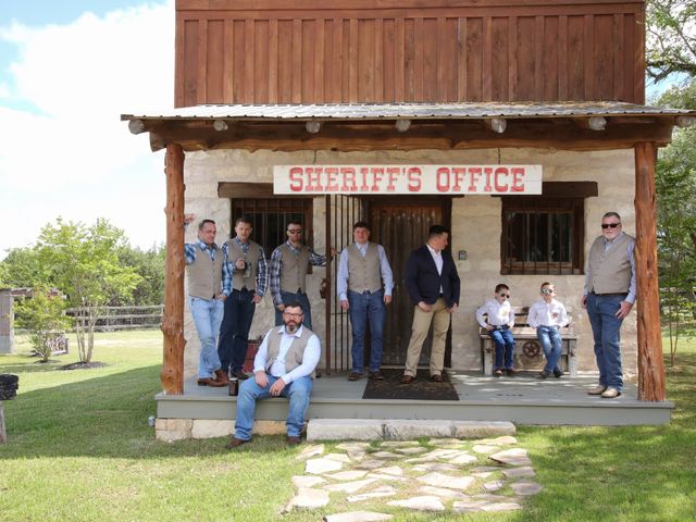 Perk and Kylee&apos;s Wedding in Austin, Texas 13