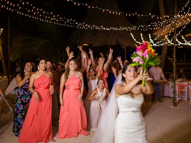 Michelle and Osiel&apos;s Wedding in Belize District, Belize 19