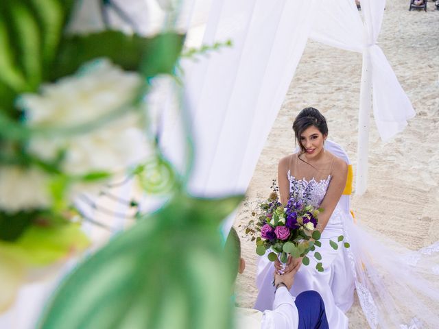 Yeison and Paula&apos;s Wedding in Cancun, Mexico 44