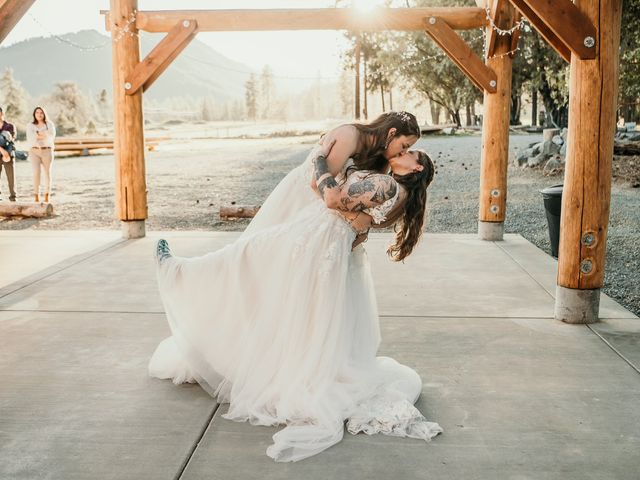 Maddie and Natalie&apos;s Wedding in Medford, Oregon 4