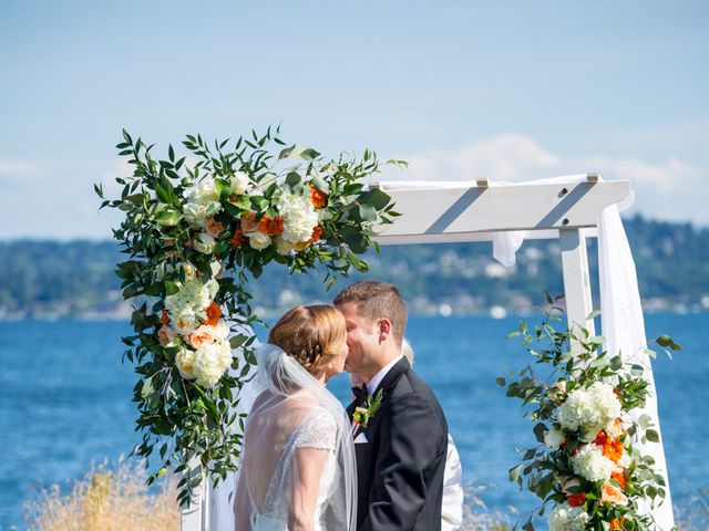 Shannon and Vincent&apos;s Wedding in Seattle, Washington 14